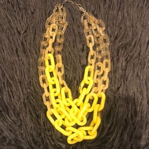 Beautiful baublebar necklace